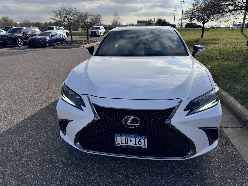 2023 Lexus ES 350 F Sport 2