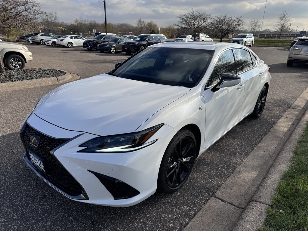 2023 Lexus ES 350 F Sport 3