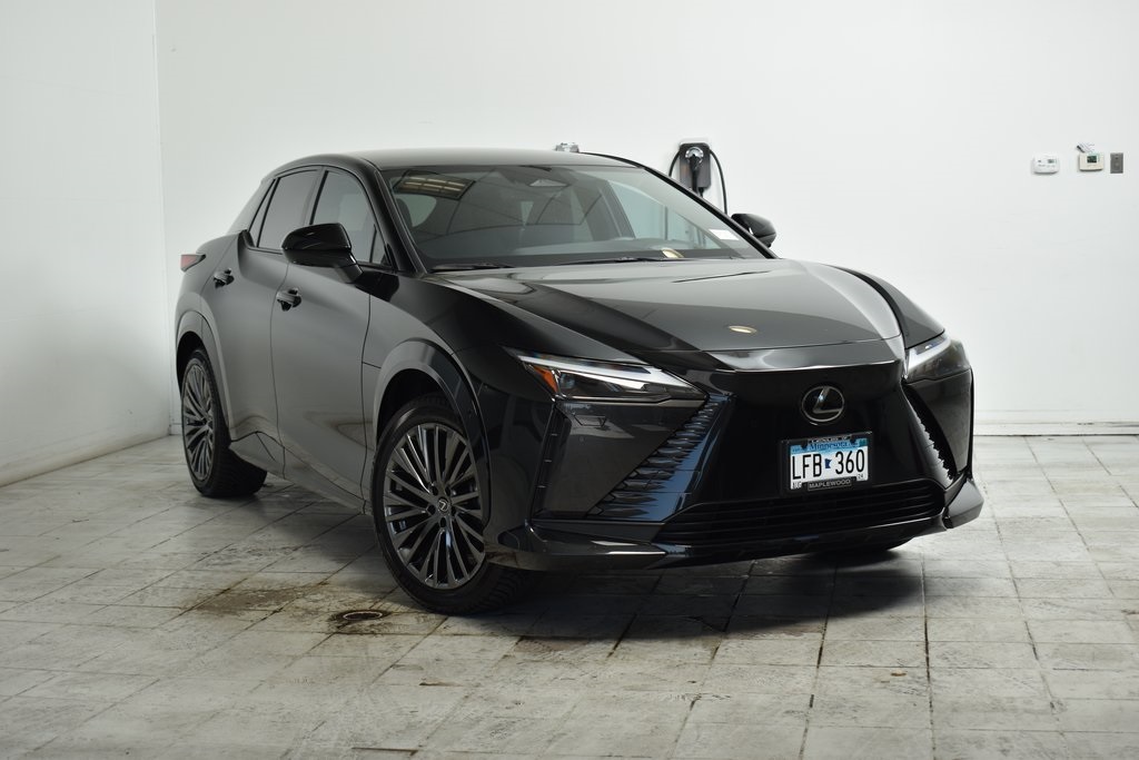 2023 Lexus RZ 450e Luxury 1