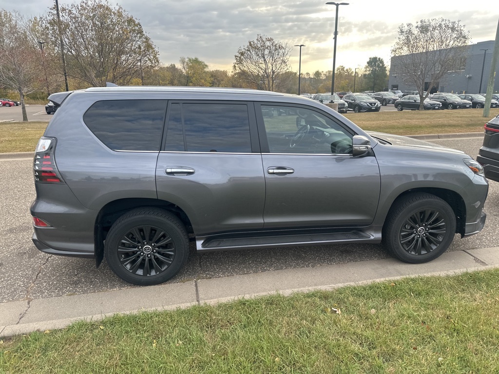 2023 Lexus GX 460 6