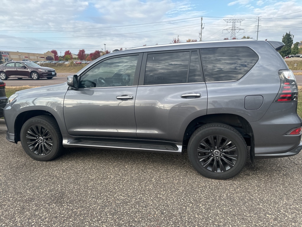 2023 Lexus GX 460 16