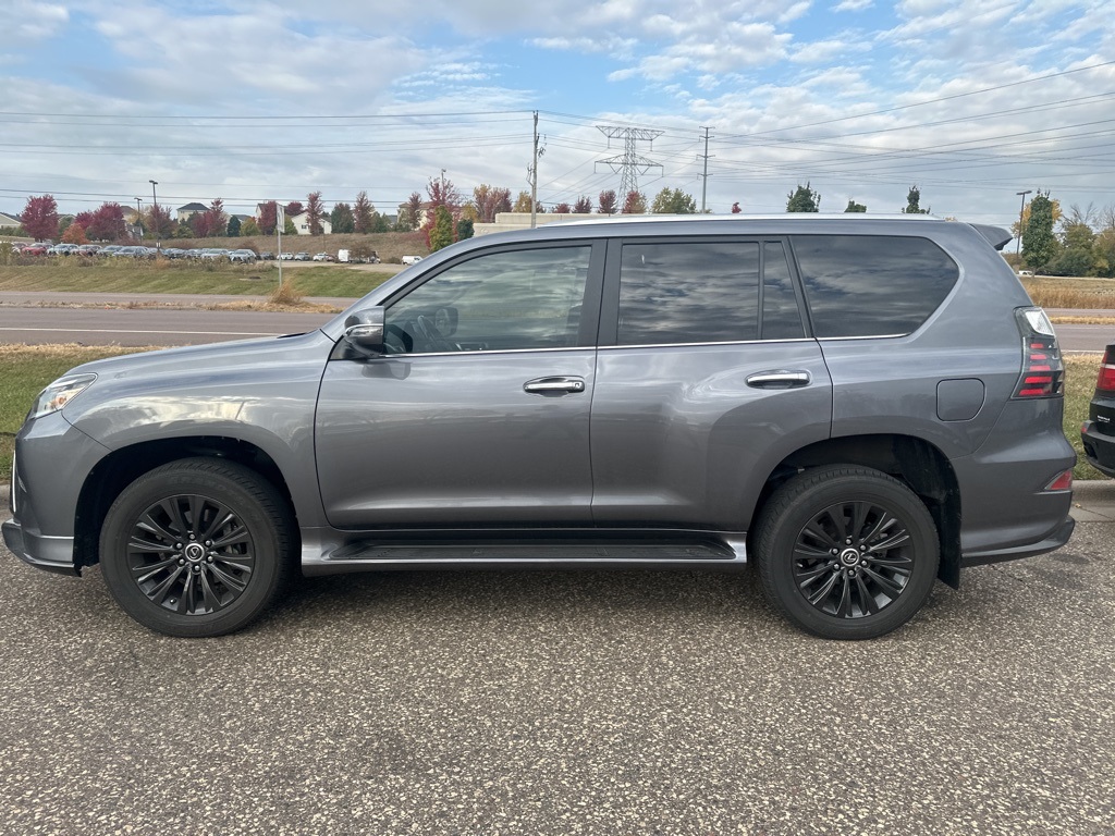 2023 Lexus GX 460 18