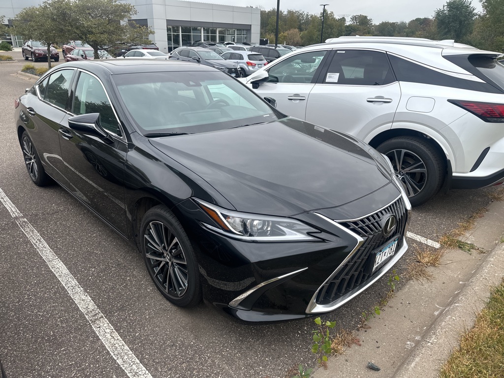 2024 Lexus ES 350 1