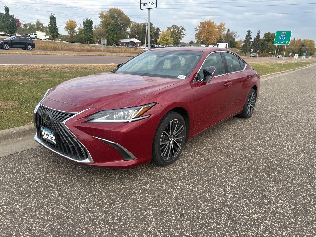 2024 Lexus ES 300h 8