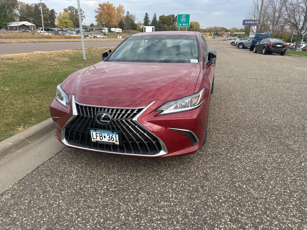 2024 Lexus ES 300h 10