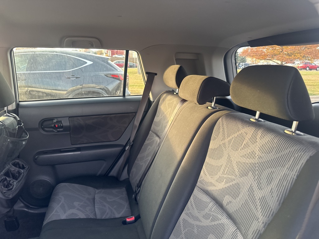 2014 Scion xB Base 25