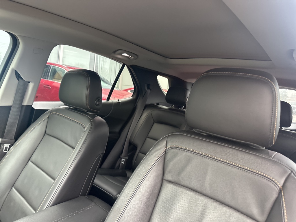 2019 Chevrolet Equinox Premier 24