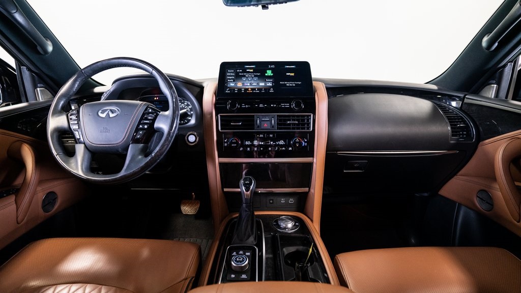 2022 INFINITI QX80 Sensory 8