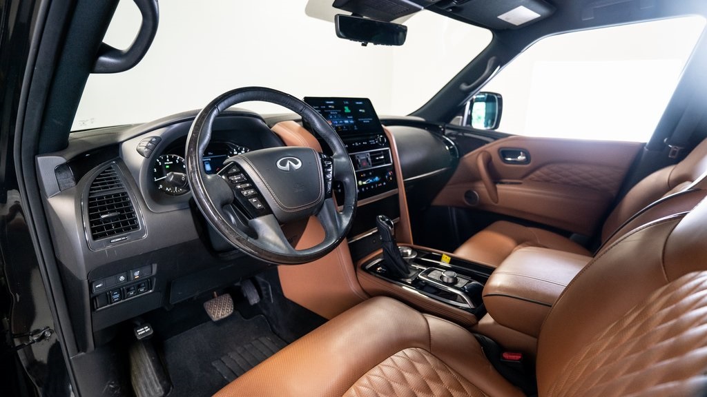 2022 INFINITI QX80 Sensory 9