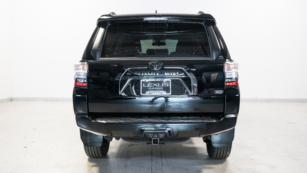 2018 Toyota 4Runner SR5 5