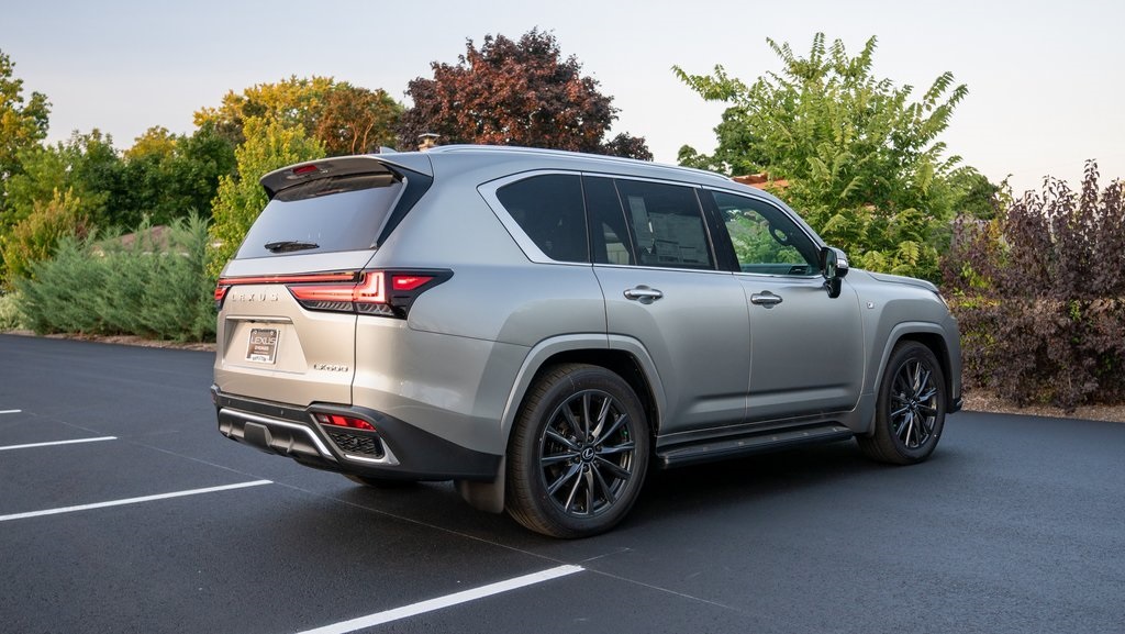 2024 Lexus LX 600 F Sport 6