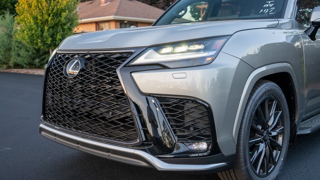 2024 Lexus LX 600 F Sport 7