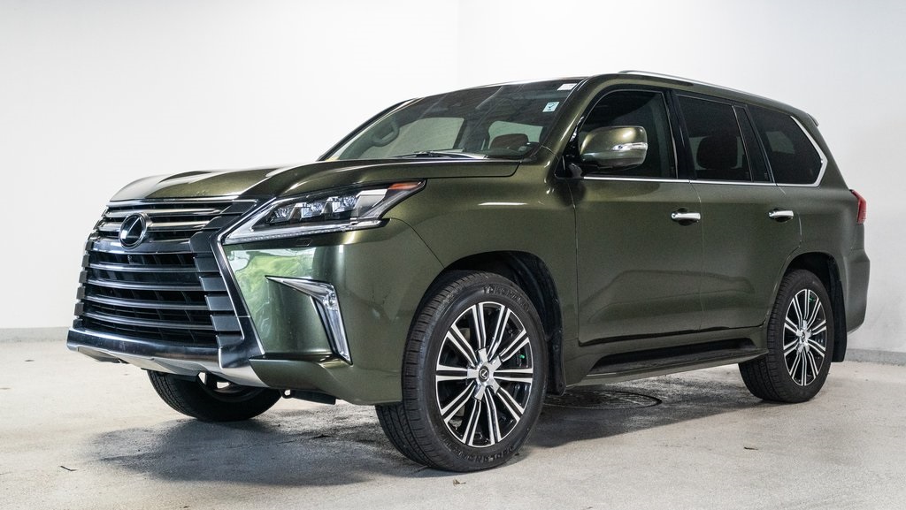 2021 Lexus LX 570 3