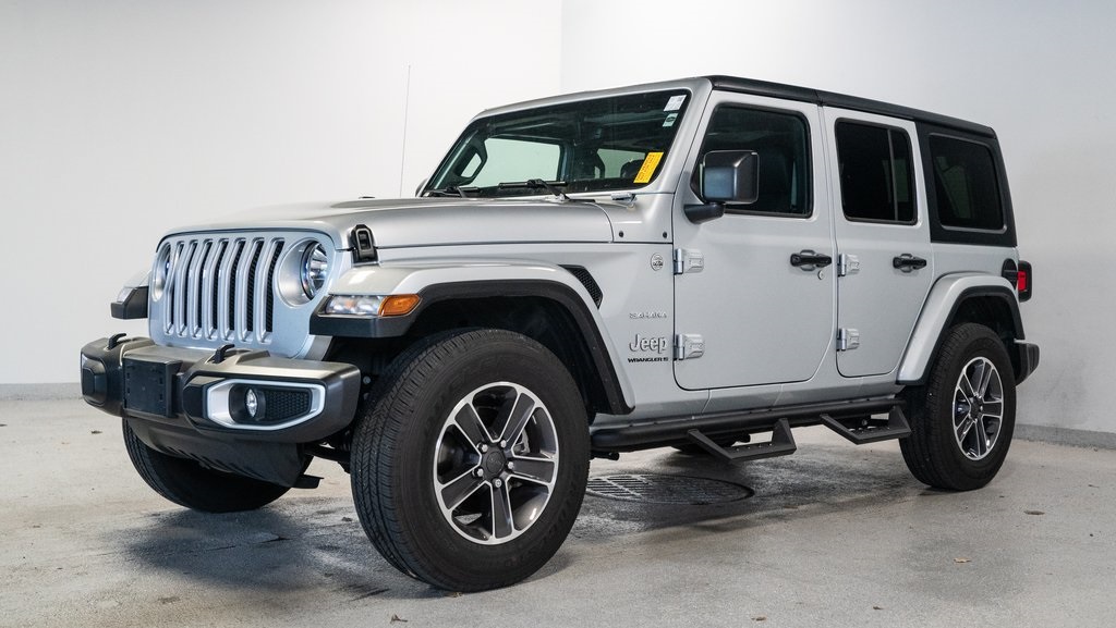 2023 Jeep Wrangler Sahara 3