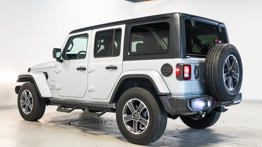 2023 Jeep Wrangler Sahara 4