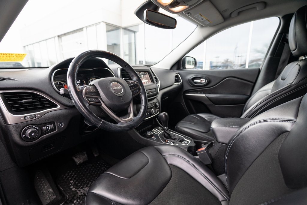 2020 Jeep Cherokee Latitude Plus 9