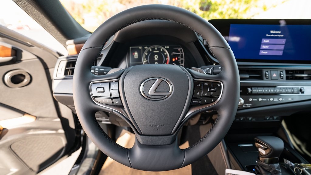 2025 Lexus ES 350 12