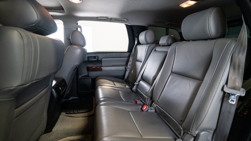 2008 Toyota Sequoia SR5 25