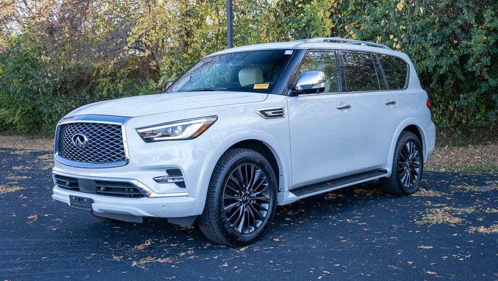 2022 INFINITI QX80 Sensory 3