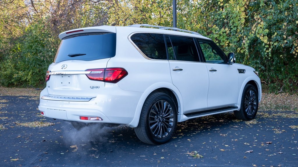 2022 INFINITI QX80 Sensory 6