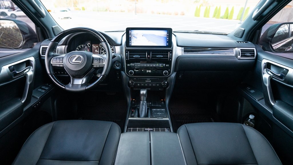 2023 Lexus GX 460 8