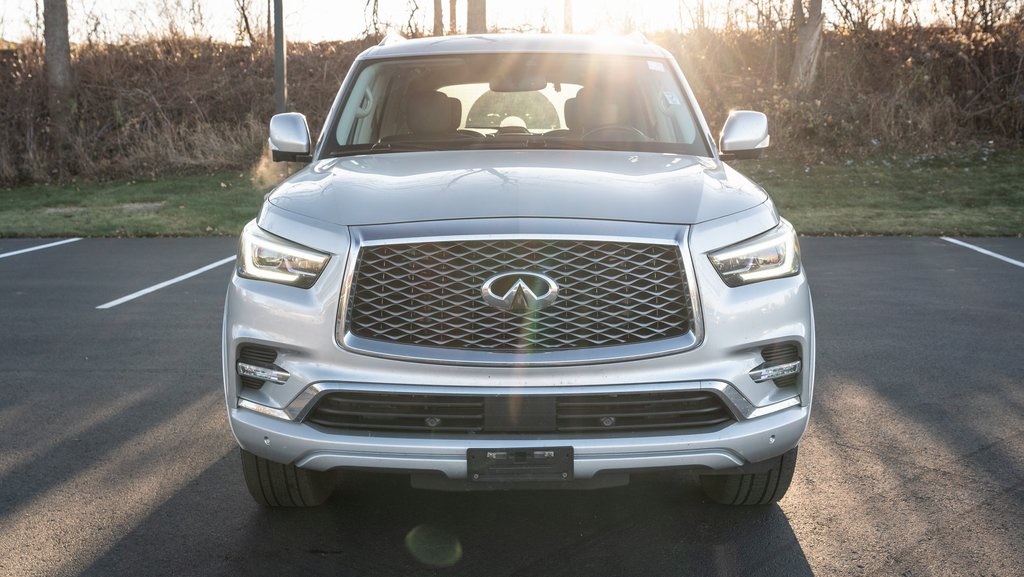 2019 INFINITI QX80 LUXE 2