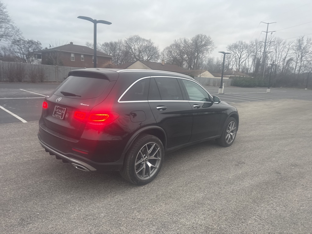 2022 Mercedes-Benz GLC GLC 300 7