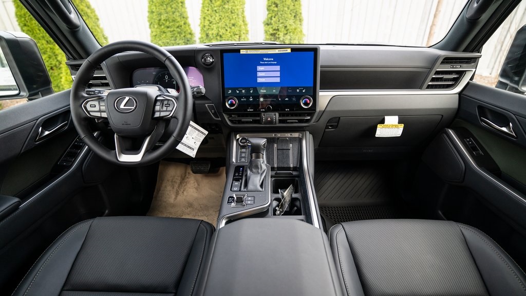 2024 Lexus GX 550 Overtrail 12