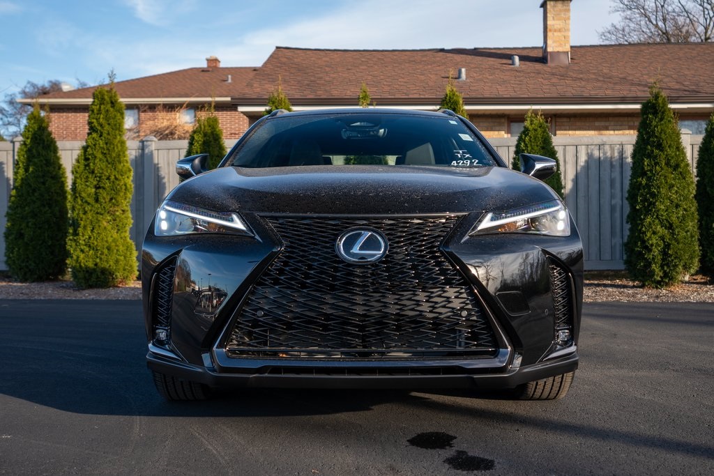 2025 Lexus UX 300h F SPORT Design 2