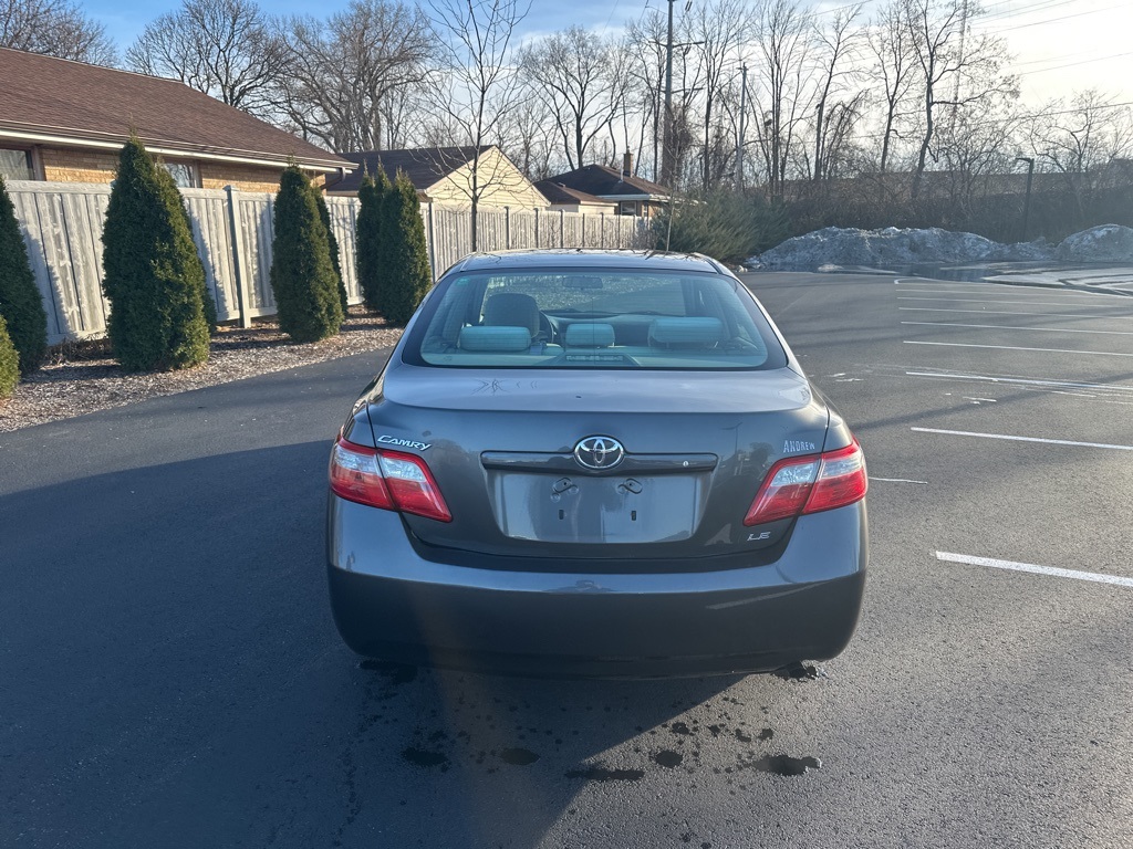 2009 Toyota Camry LE 6