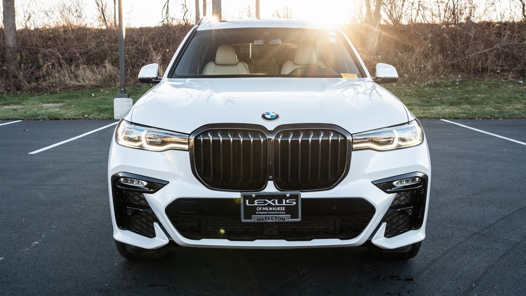 2022 BMW X7 xDrive40i 2