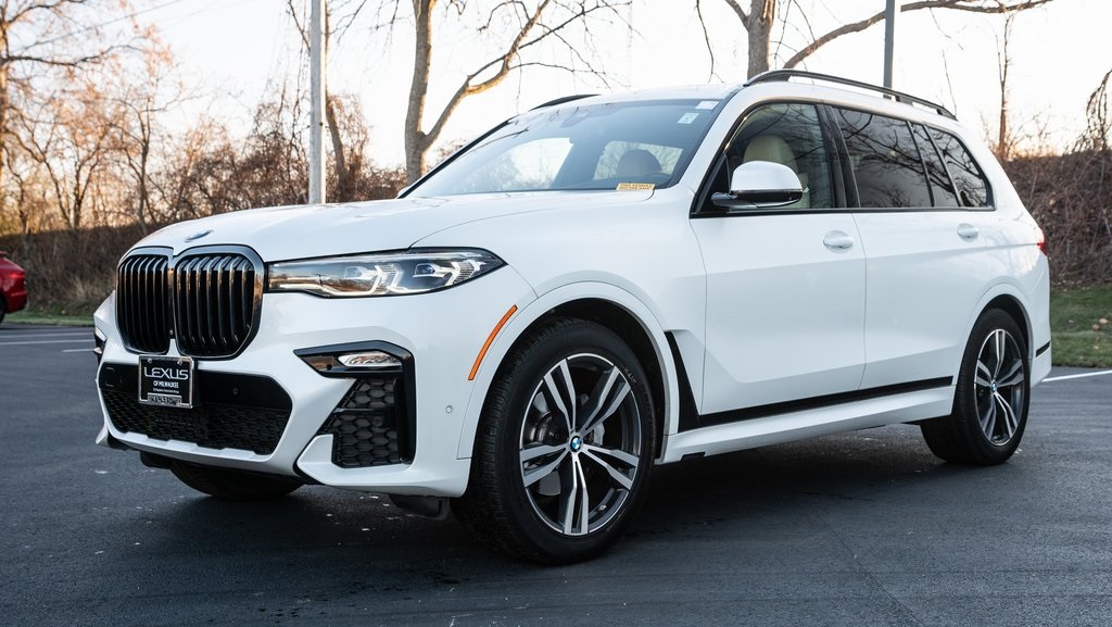 2022 BMW X7 xDrive40i 3