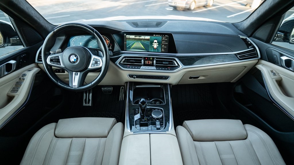 2022 BMW X7 xDrive40i 8