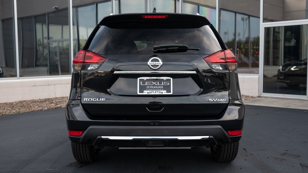 2018 Nissan Rogue SV 5