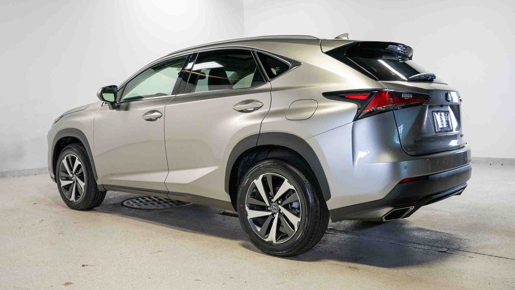 2020 Lexus NX 300. 4