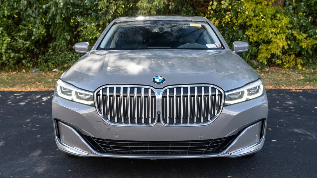 2022 BMW 7 Series 740i xDrive 2