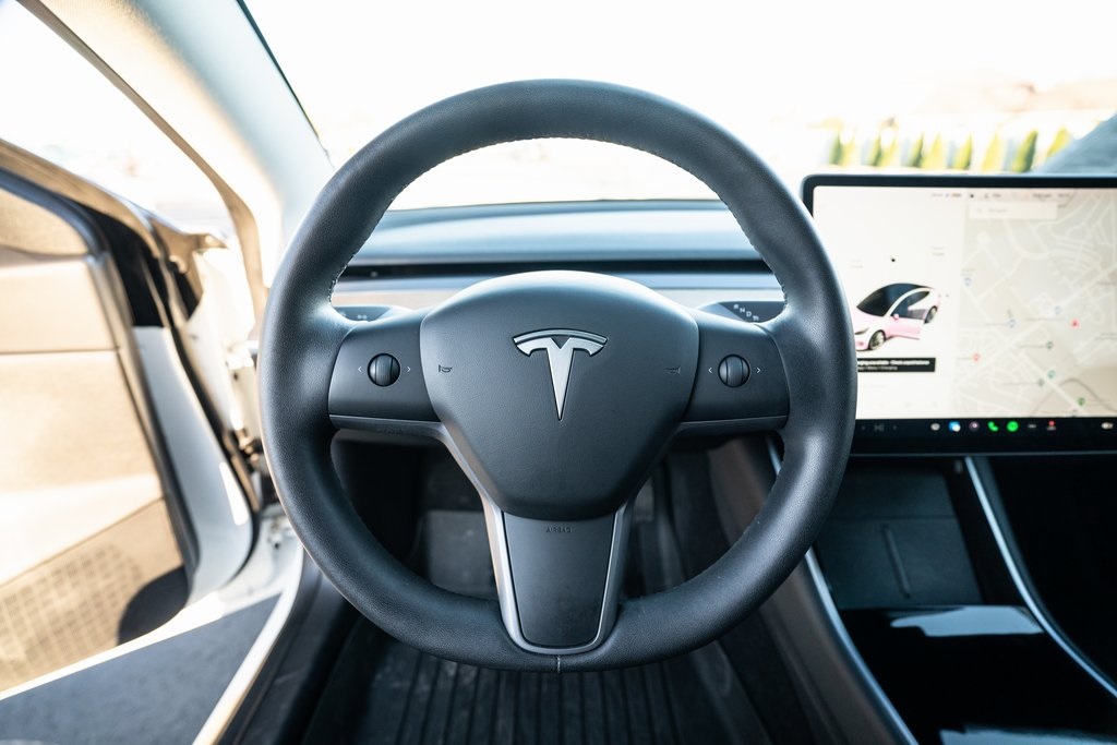 2020 Tesla Model 3 Standard 12