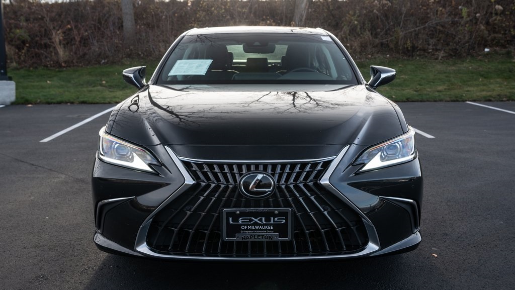 2022 Lexus ES 350 2