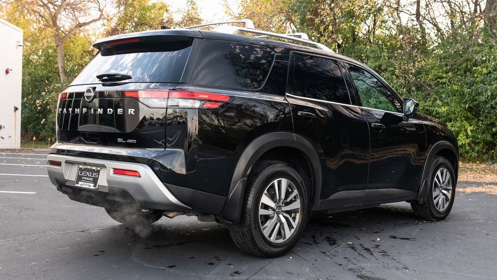 2023 Nissan Pathfinder SL 6