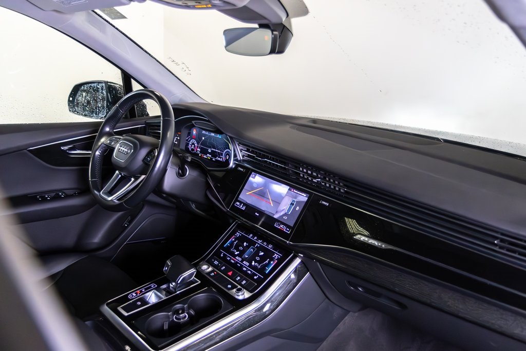2020 Audi Q7 55 Premium Plus 26