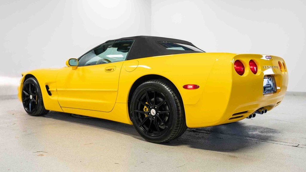 2003 Chevrolet Corvette Convertible 4