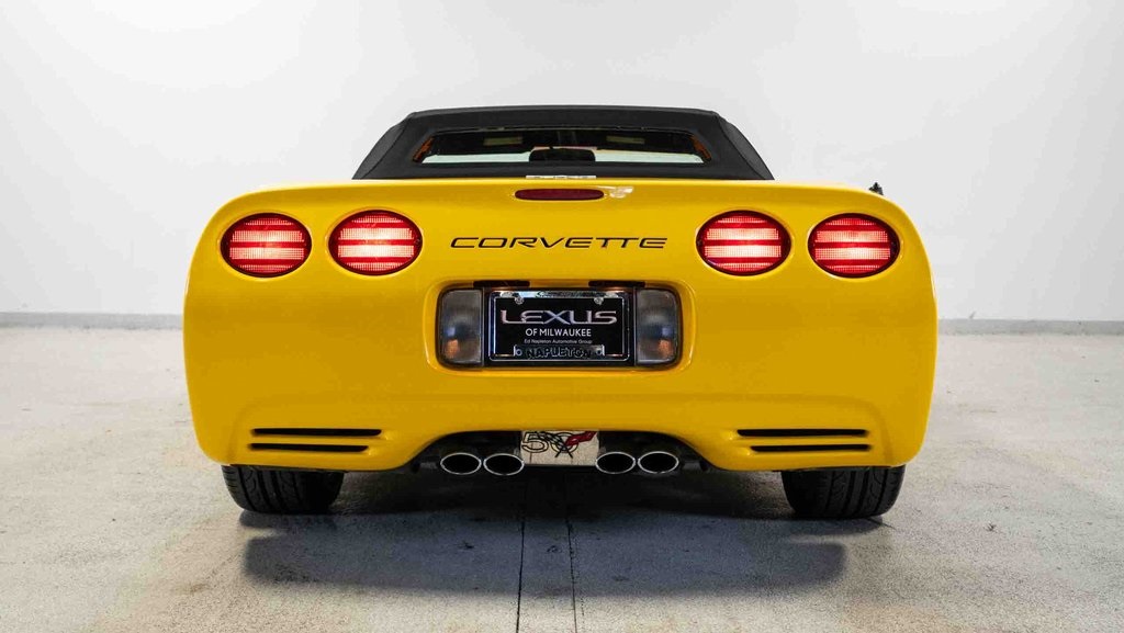 2003 Chevrolet Corvette Convertible 5