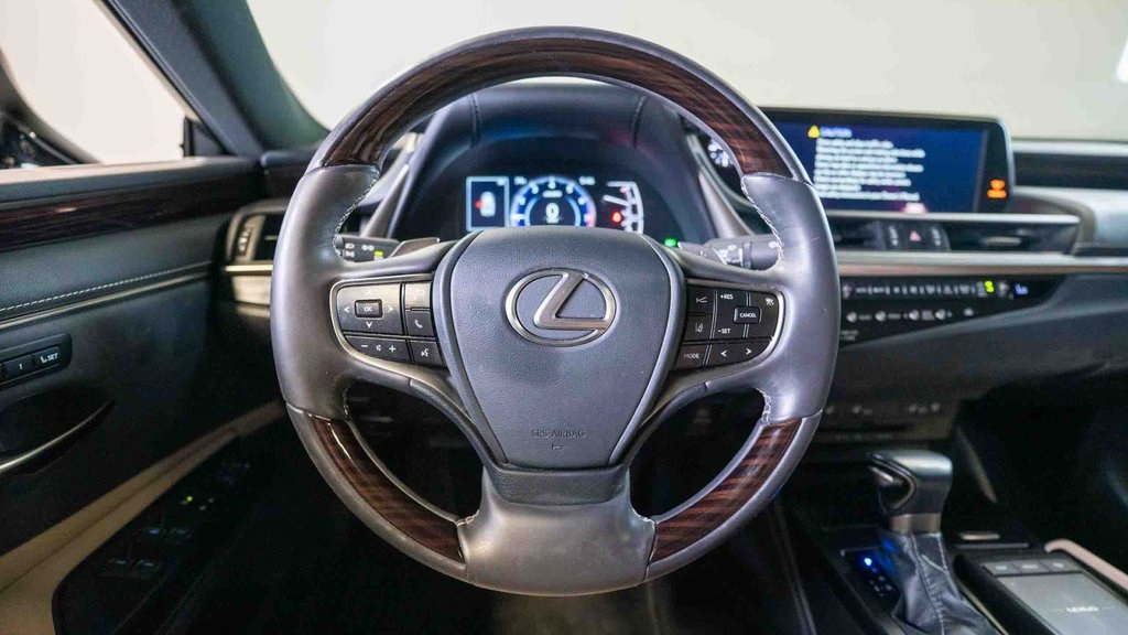 2021 Lexus ES 350 26