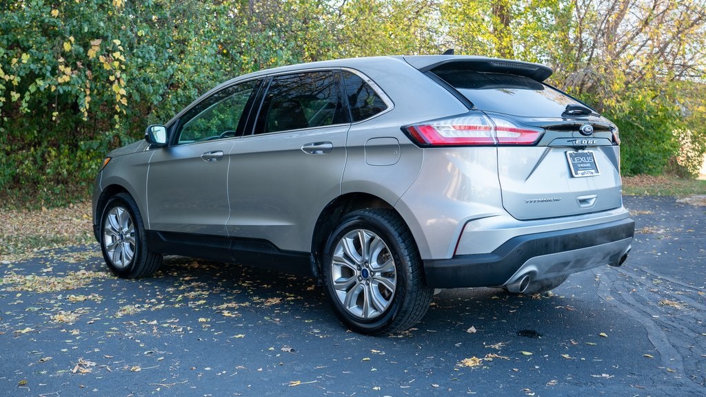 2022 Ford Edge Titanium 4