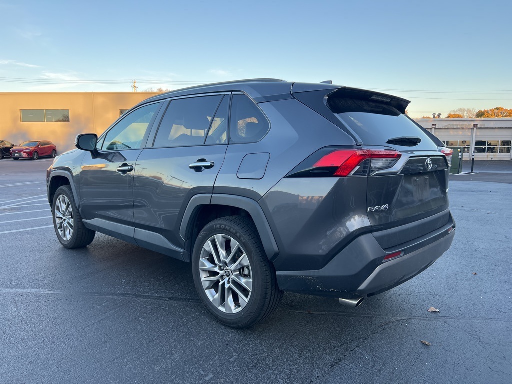 2022 Toyota RAV4 Limited 11