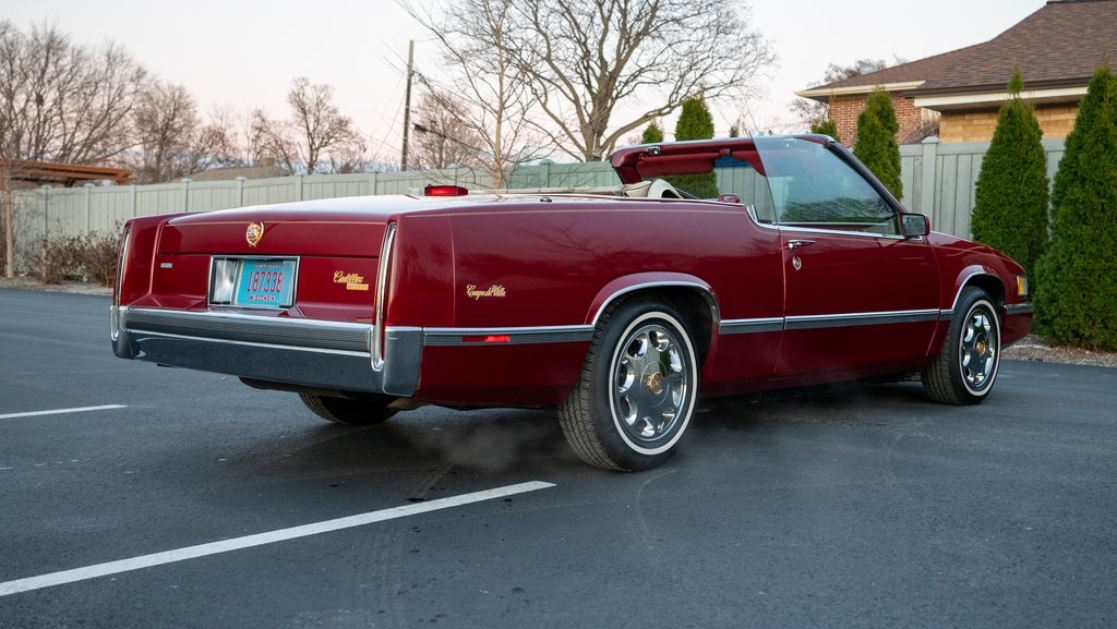 1989 Cadillac DeVille . 6