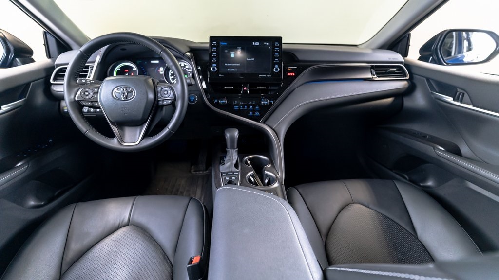 2024 Toyota Camry Hybrid XSE 9