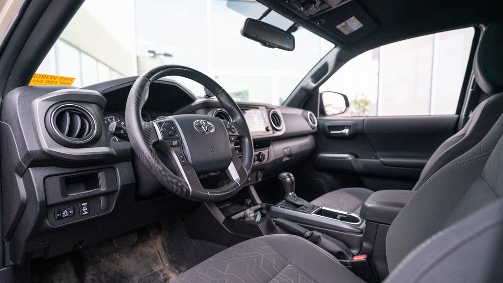 2016 Toyota Tacoma TRD Off-Road 15