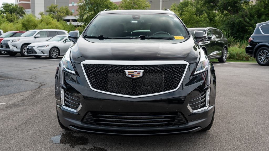 2021 Cadillac XT5 Sport 2