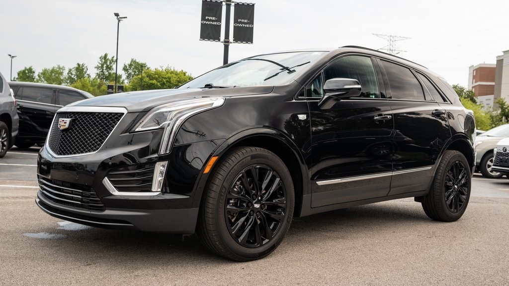 2021 Cadillac XT5 Sport 3